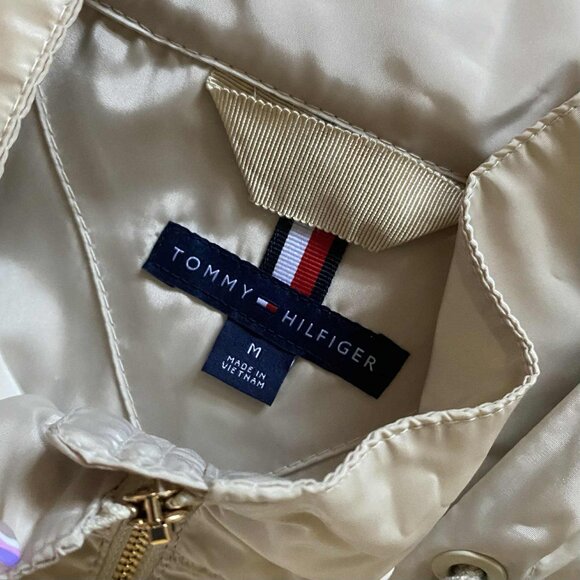 TOMMY HILFIGER Hooded Windbreaker (Size: M) NWT - Picture 10 of 12